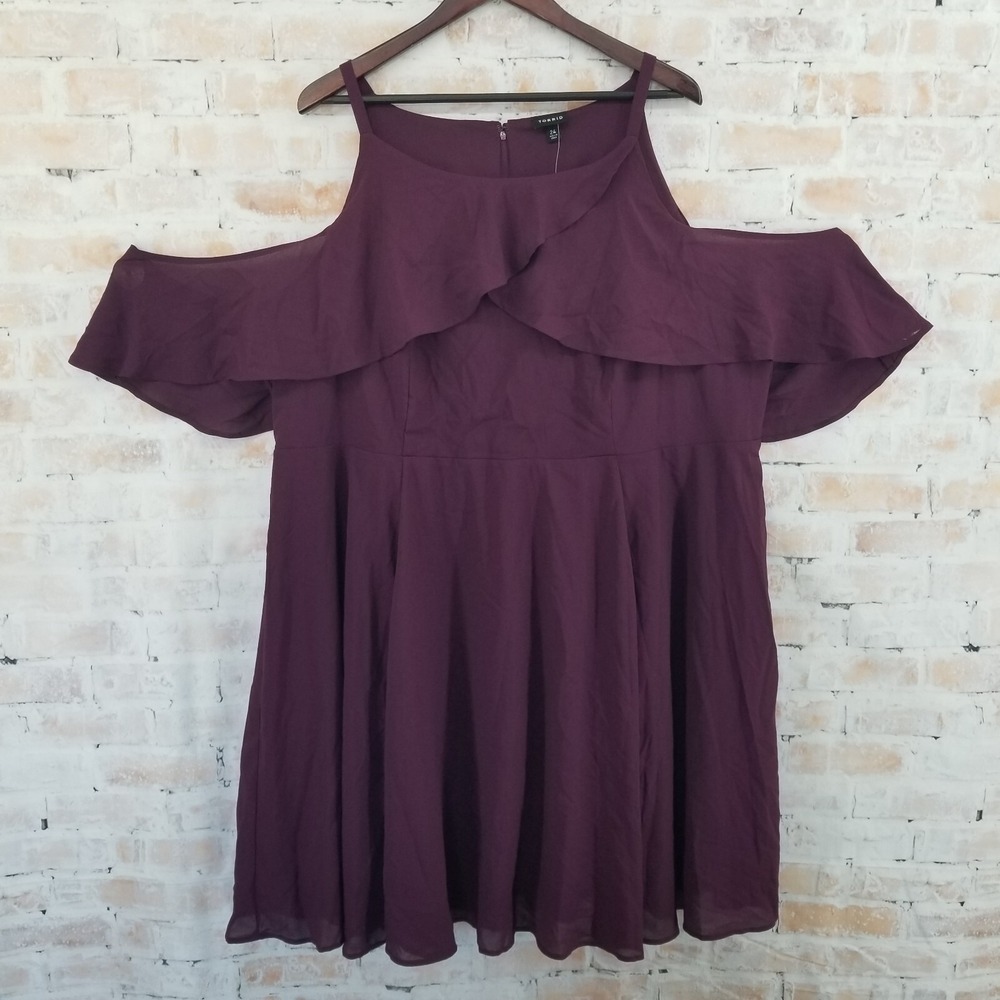 NWT Torrid Mini Chiffon Cold Shoulder Dress Button Loop Keyhole Back 24 Purple